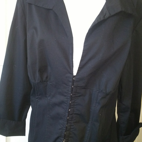 Top - Picture 4 of 6